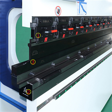CNC hydraulický ohýbač plechu ohraňovací lis Zařízení obráběcího stroje TAM-130/2500