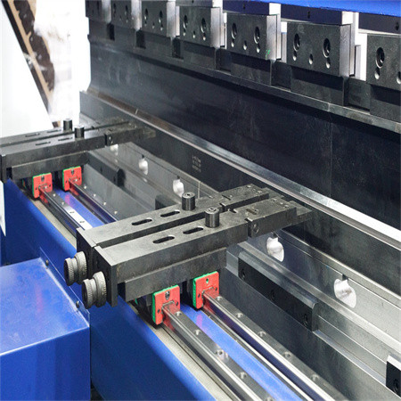 63tunový ohýbací stroj na kovové ocelové plechy WD67Y/K CNC hydraulický ohraňovací lis pro obrábění kovů