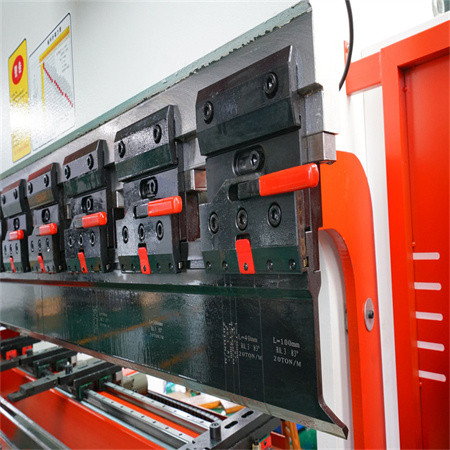 Standardní konfigurace Hydraulický elektrický ohraňovací lis 60T s klenutým koncem Obrubovací stroj na prodej Ohraňovací lis