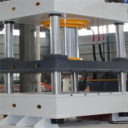 Hydraulický řídicí systém plovoucího stroje Zařízení pro výrobu marikultury Dvojválcový plastový mořský plovoucí hydraulický lis