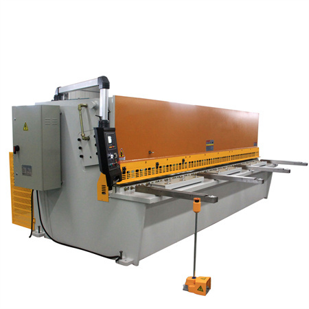 6mm * 3200 Hydraulické stroje na řezání ocelových plechů Stroj na řezání ocelových plechů