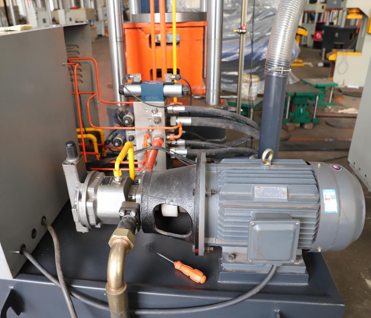 Hydraulický lisovací stroj pro hydraulické lisování horkých desek 100 tun